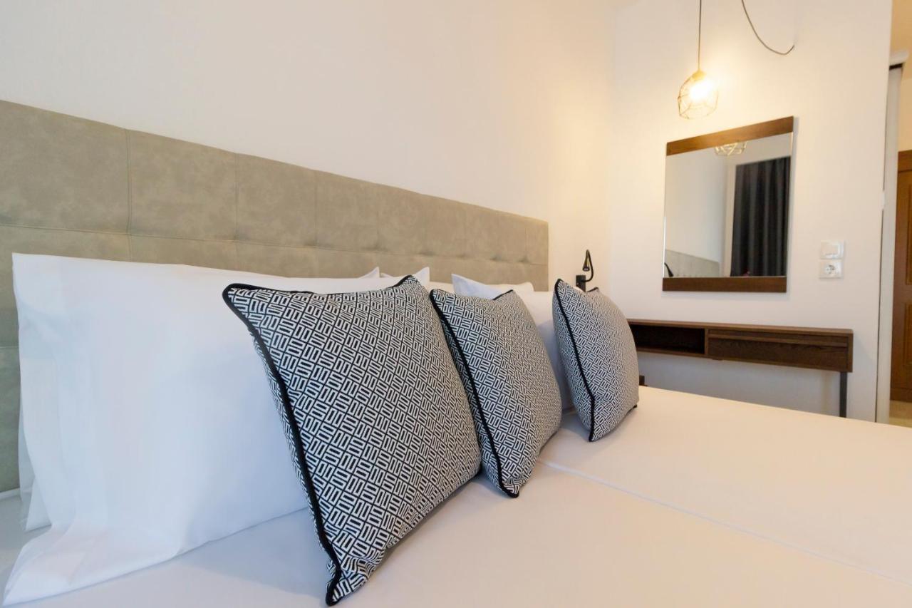 Evripidis Hotel Afytos Eksteriør billede